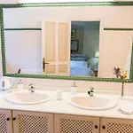 Casa De Bates Гостевой дом Мотриль