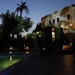 Casa De Bates 4* Мотриль