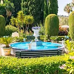 Гостевой дом Casa De Bates Мотриль