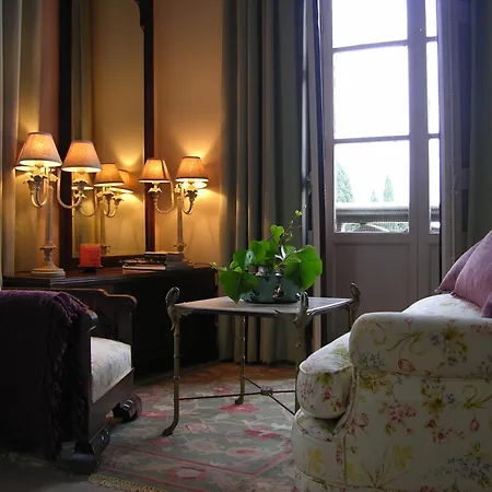 Casa De Bates 4*