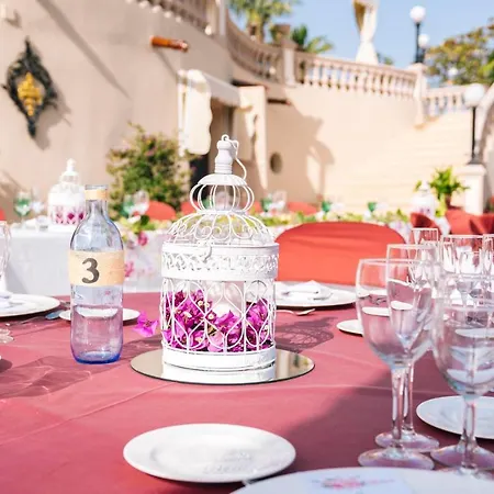 Casa De Bates Guest house